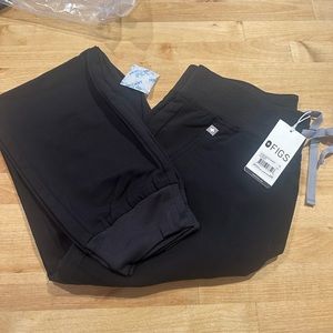 Figs high waisted Zamora jogger scrubs. Size medium. Brand new with tags